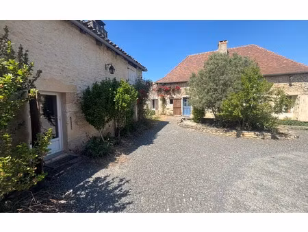 maison antigny 141 m² t-4 à vendre  222 000 €