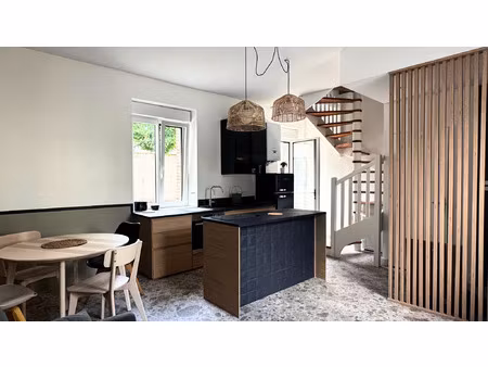 location appartement 3 pièces à nantes rond-point de rennes (44000) : à louer 3 pièces / 5