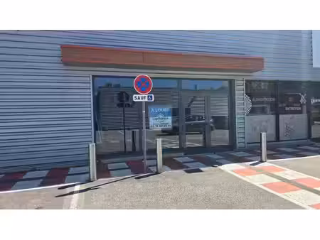 local commercial à louer