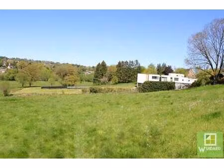 magnifique terrain constructible  dans un cadre enchanteur