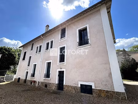 location locaux professionnels 2 pièces 23 m² à les mureaux (78130)  620 €