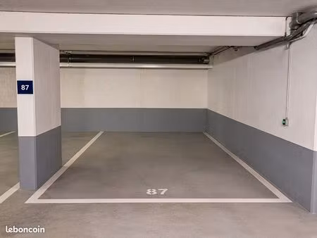 parking/box bordeaux