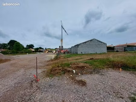 montaigu centre a pied