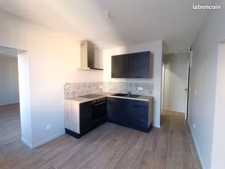 joli p2 rénové à neuf au coeur du village