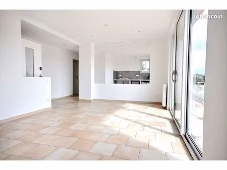 appartement 4 pièces 93 m²