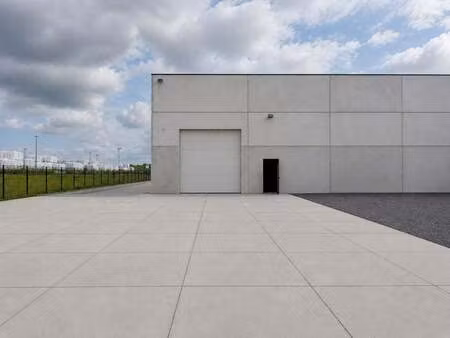 bien professionnel à louer à balen € 3.440 (lo7mp) - heylen vastgoed - lommel | zimmo
