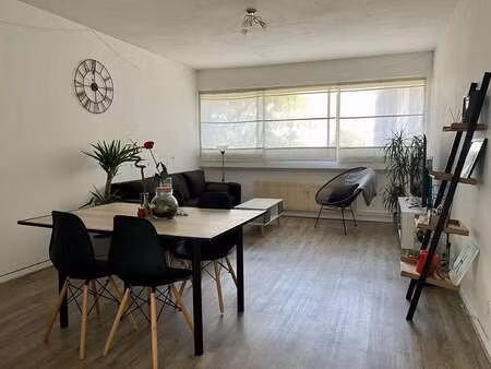 location appartement 2 pièces à hérouville-saint-clair (14200) : à louer 2 pièces / 49m² h