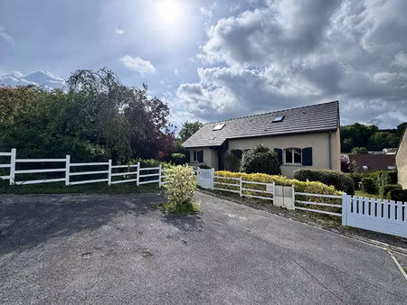 maison rénovée de 135 m2 sh sur 559 m2 de terrain à aiglemont
