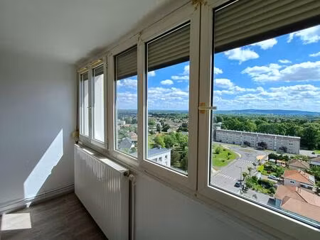 spacieux duplex t5 avec ascenseur et grande terrasse