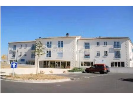 studette de 28 03 m² à saint-julien-de-l'escap