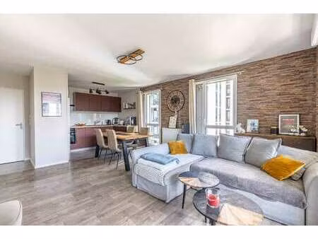 vente appartement 3 pièces à saint-jacques-de-la-lande (35136) : à vendre 3 pièces / 67m² 