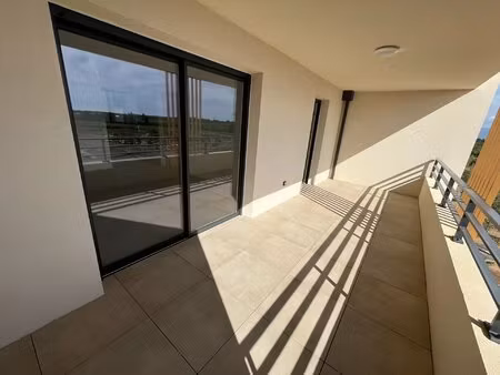 appartement 2 pieces de 41 m² + terrasse de 16 m² residence recente 20215 vescovato