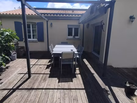 vente maison 6 pièces 130 m² anais (17540)