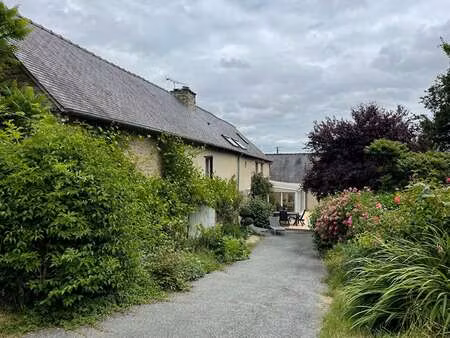 vente maison à saint-juvat (22630) : à vendre / 181m² saint-juvat