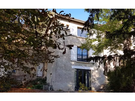 location maison  m² t-4 à sainte-foy-lès-lyon  1 780 €