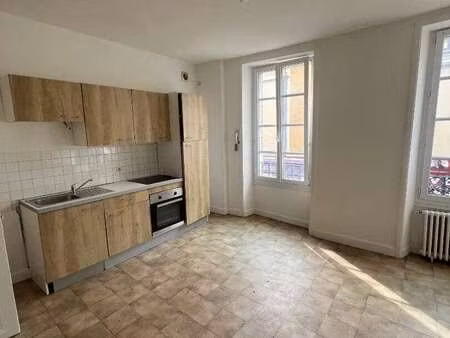 vente immeuble à craon (53400) : à vendre / 150m² craon