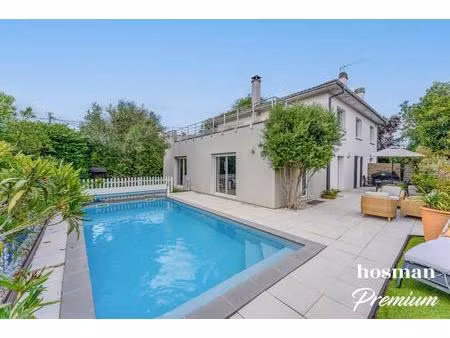 maison 205 m² - piscine  garage et jardin - rue gabriel dupuy  mérignac