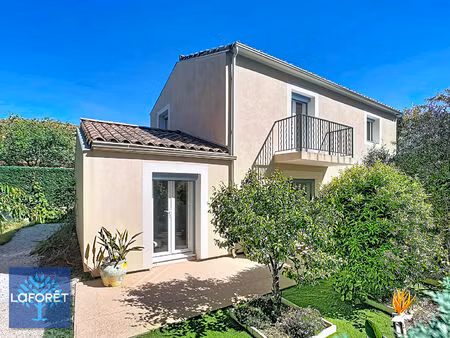 magnifique villa 5 pieces - piscine - jardin - domaine
