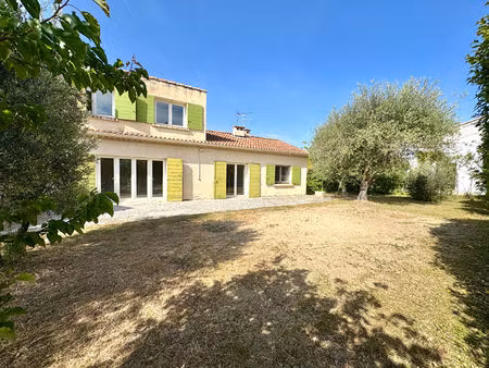 grans - maison de type 4 au coeur du village - 87m² / 561m²
