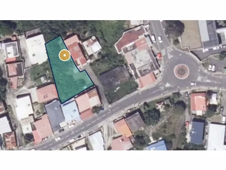 vente terrain de 748 m2 a proximite du bourg du gosier