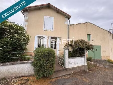 vente maison à champdeniers-saint-denis (79220) : à vendre / 81m² champdeniers-saint-denis