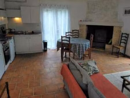 location maison piscine à la brède (33650) : à louer piscine / 53m² la brède