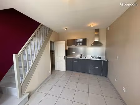 petite maison triplex rue du général de gaulle à aixe sur vienne (côté limoges) - 45 49 m²
