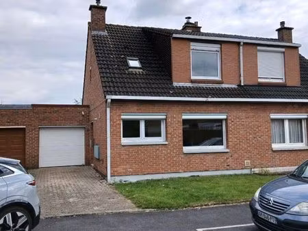 maison 93 m² bailleul