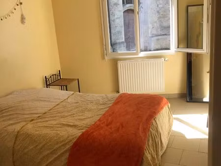 duplex centre bourg connerre