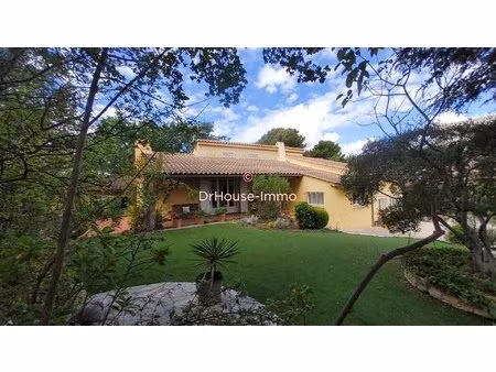 belle propriété provençale à aubagne 7 pièces avec piscine et vaste jardin arboré !