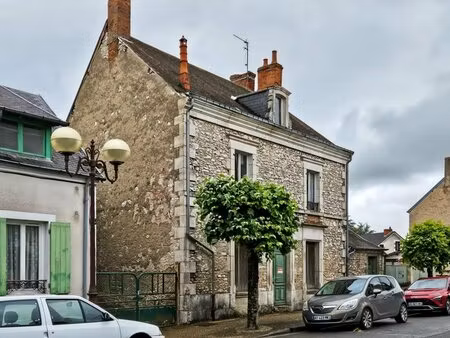 maison de 5 pièces de 126 m² à mehun-sur-yèvre