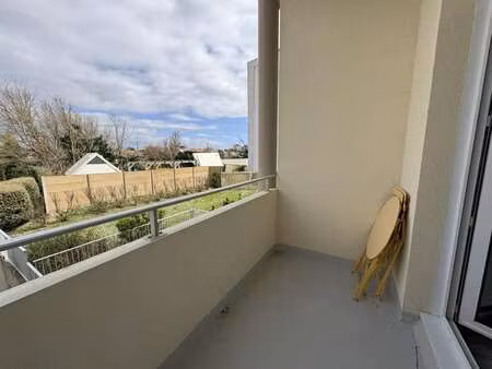 location appartement 2 pièces meublé à saint-hilaire-de-riez (85270) : à louer 2 pièces me