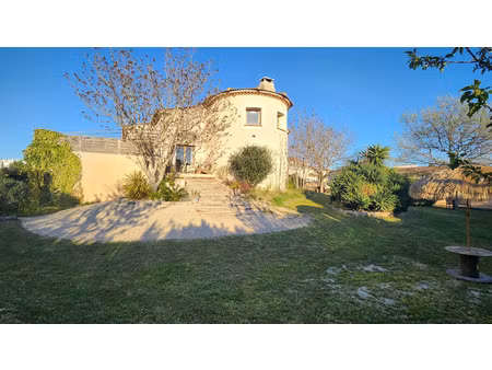 location maison 5 pièces 169 m² à marignane (13700)