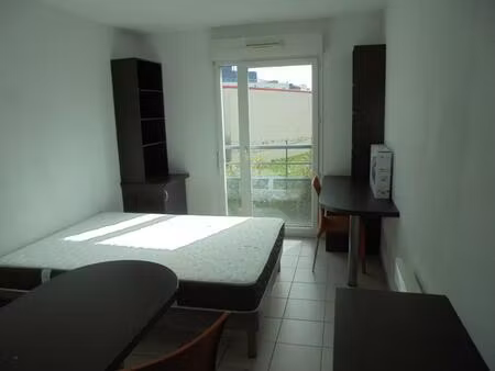studio meuble face hopital nord