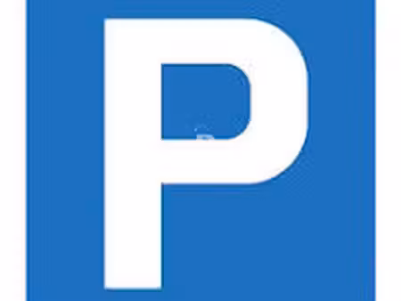 roquefort les pins - parking