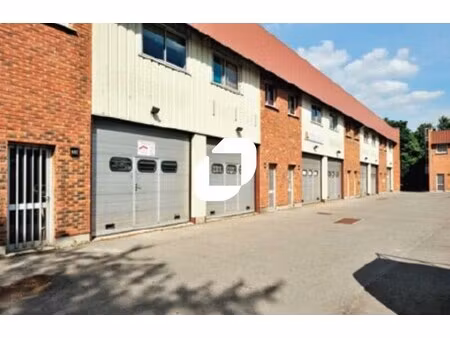 location local d’activités lisses 91090 140m² à 300m²