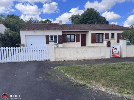 vente maison à grues (85580) : à vendre / 80m² grues