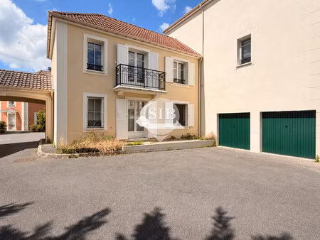 appartement duplex avec box et parking