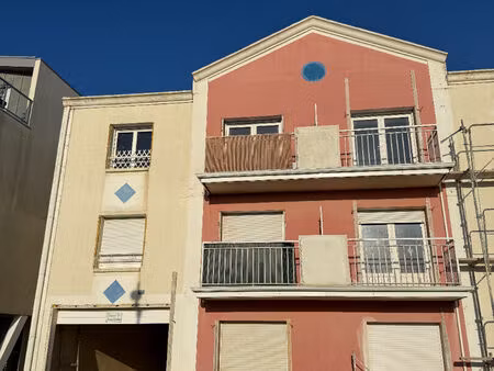 vente immeuble 14 pièces  304.00m²  saint