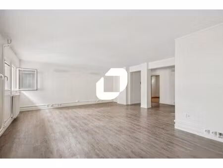 vente bureaux 83 m²