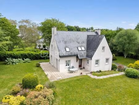 vente maison à châteaulin (29150) : à vendre / 171m² châteaulin