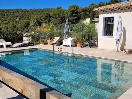 maison de 150m² + t2 de 38m² terrain 1001m² avec piscine