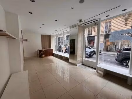 location commerce paris 75006 52m²