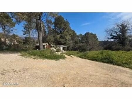 terrain 2 044 m² peymeinade