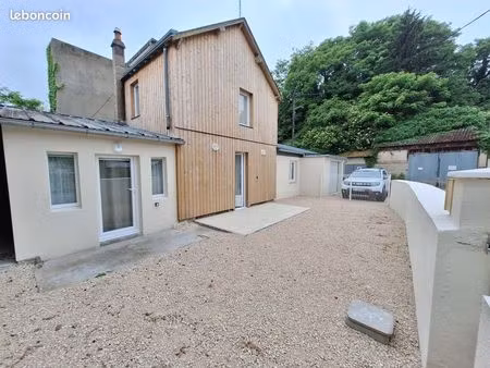 à louer : maison meublée  entièrement rénovée
