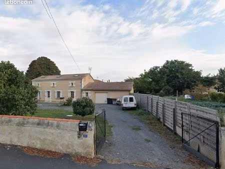 maison t5 spacieuse - jardin  garage -classe énergétique b