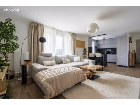t4 haut standing meublé – 85 m² + immense terrasse 65 m² – dernier étage – bondy sud