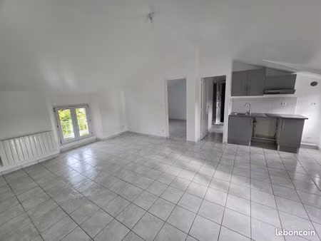 apparement f2 41.72m² chalons centre