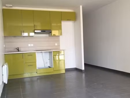 appartement f2 42m2 immeuble de 2012