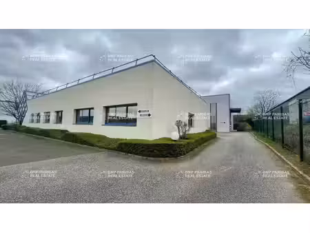 location local d’activités saint-germain-de-la-grange 78640 1866m²